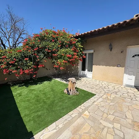 Bignone Piscine Sans Vis A Vis