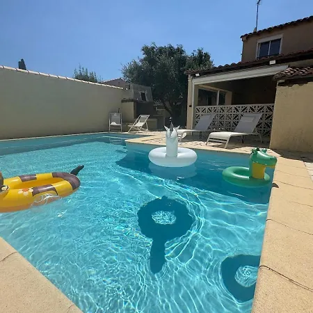 Bignone Piscine Sans Vis A Vis