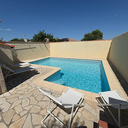 Bignone Piscine Sans Vis A Vis ヴィラ