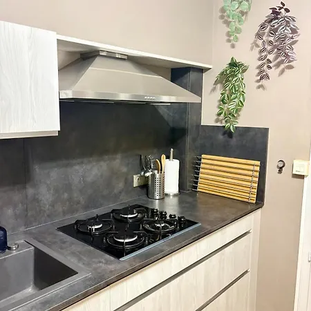 Bignone Piscine Sans Vis A Vis *